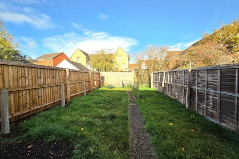 43 Newcroft - Garden.jpg