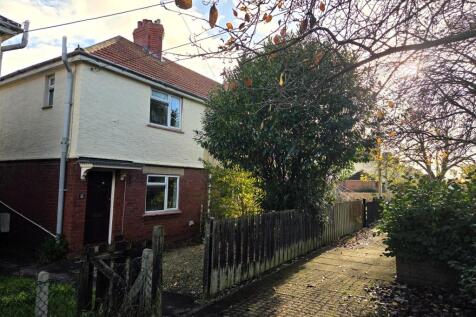 56 North End - Street Scene.jpg