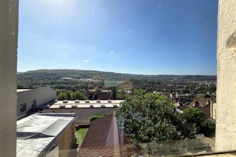2 Claremont - View.jpg
