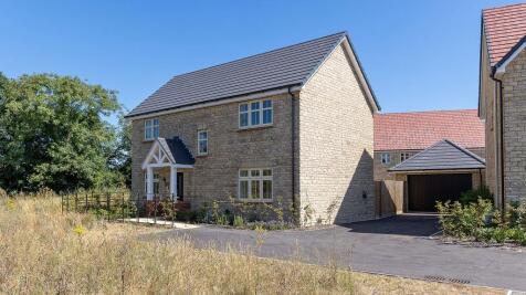 Redcliffe-Homes-01.jpg