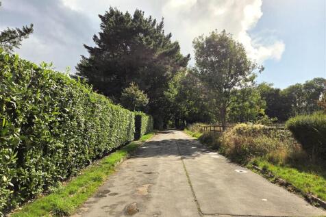 14 Green Road - Road.jpg