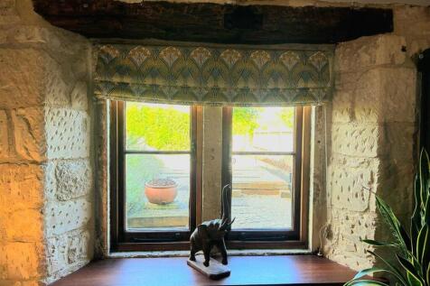 5. Front window.jpg