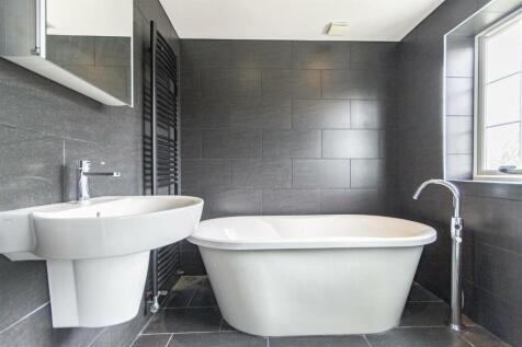 En Suite Bathroom