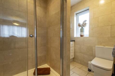 En Suite Shower Room