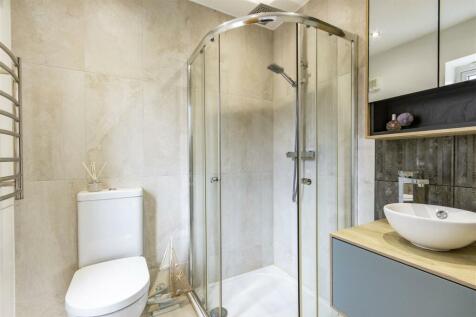En Suite Shower Room