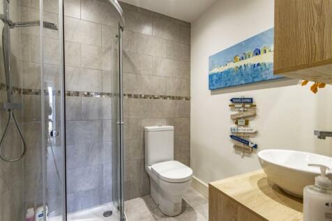 En Suite Shower Room