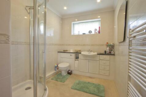 Ensuite.jpg