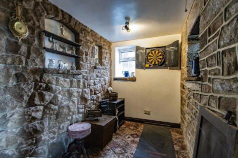 Bar/Games Room
