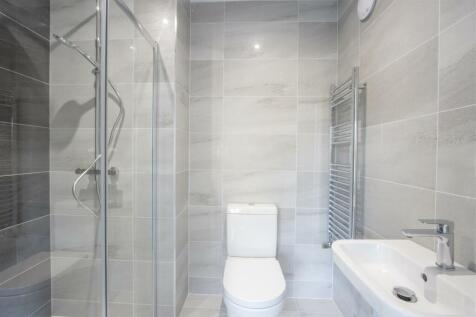 En Suite Shower Room