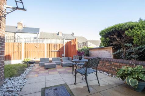 Garden 3.jpg