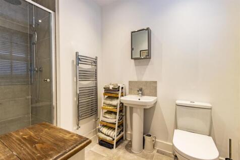 En Suite Shower Room