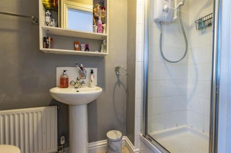 En Suite Shower Room