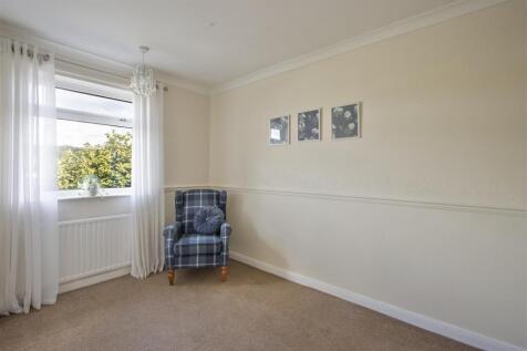 Bedroom 2.jpg