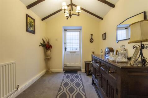 Side Entrance Hall