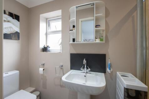 En Suite Shower Room