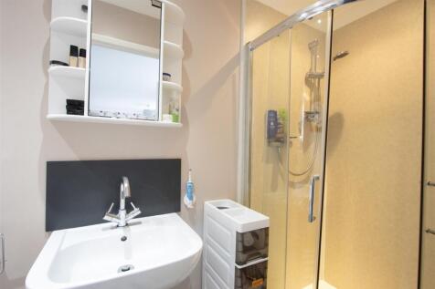 En Suite Shower Room