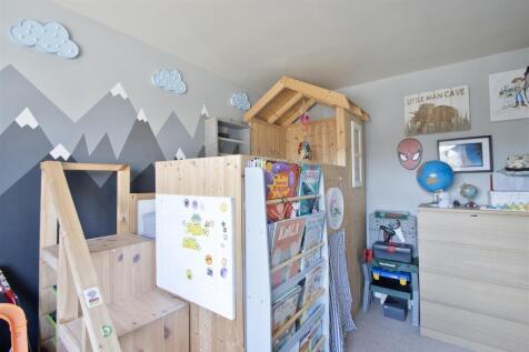 Bedroom 2.2.jpg