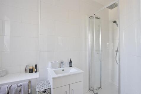 Ensuite.jpg