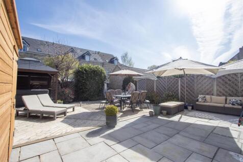 Garden 2.jpg