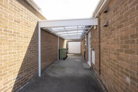 Car Port &amp; Garage