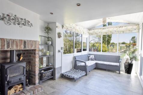 Family/Garden Room