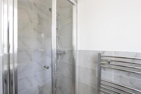 Ensuite 1.1.jpg