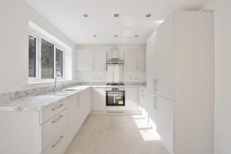 Kitchen 3.jpg