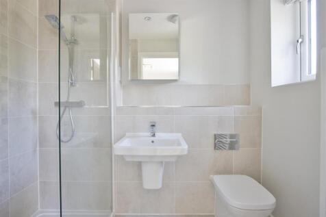 Bed 2 En Suite