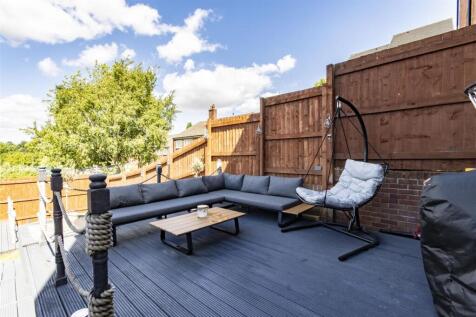 Rear Decking