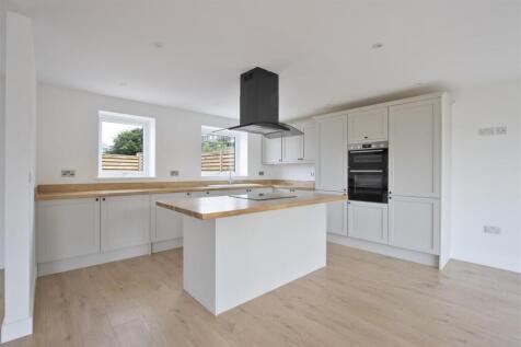 Kitchen .jpg