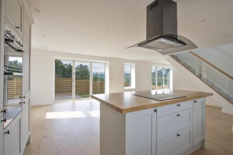 Kitchen 2.jpg