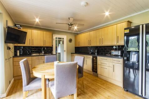 Breakfast Kitchen 2