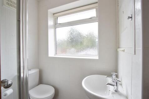 F/Floor Shower Room
