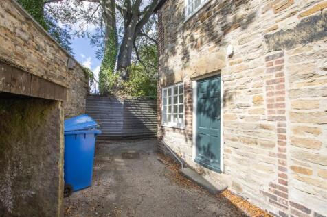 Rear Courtyard