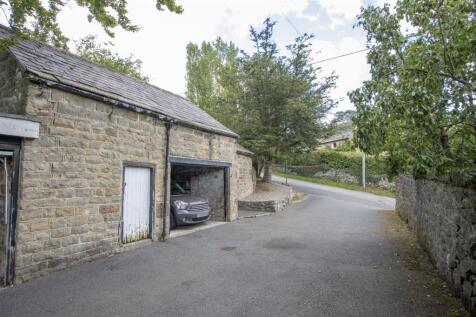 Garage &amp; Outbuildings 1