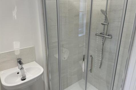 Ensuite Shower Room