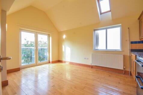 ANNEXE LIVING/KITCHEN/DINING ROOM
