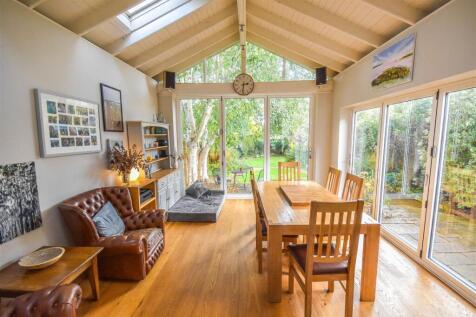 KITCHEN/DINING/FAMILY ROOM