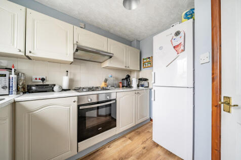 1365929-10-68efcc...