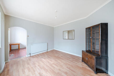 1371349-9-68ff8f4...