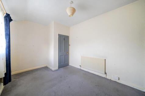 1371349-4-68ff8db...