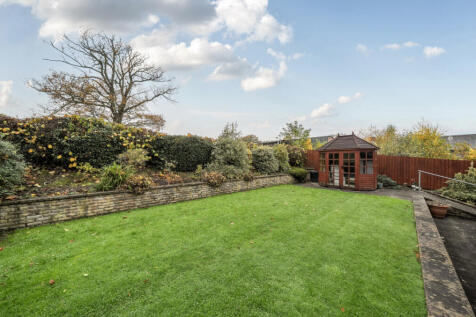 1375854-15-690de9...