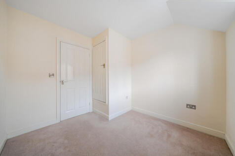 1373342-19-6901e7...