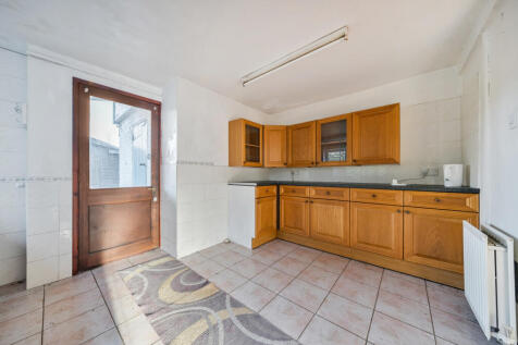 1383724-2-692095e...