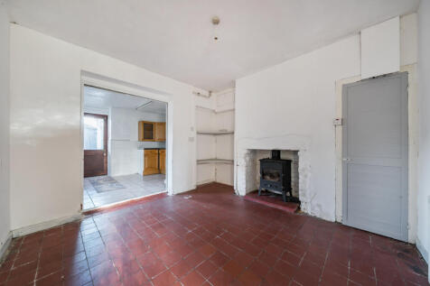 1383724-3-692095e...