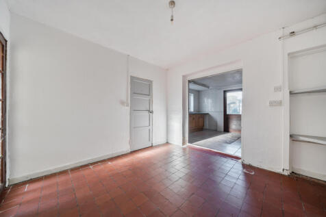 1383724-4-692095e...