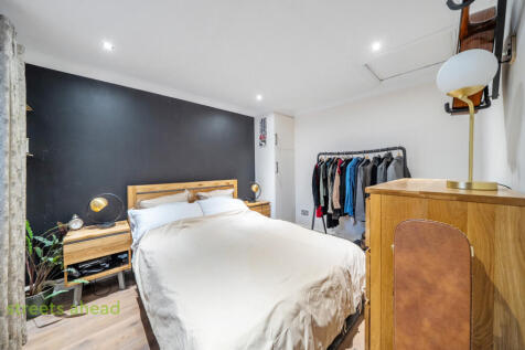 275db2db-a708-4d1...