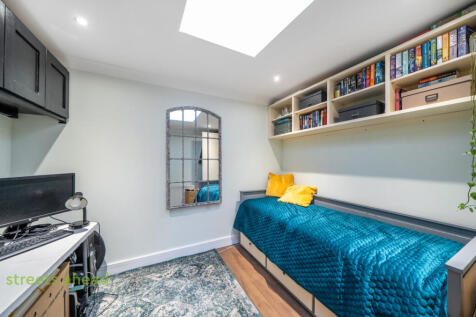 b3d99ffc-2e89-4eb...