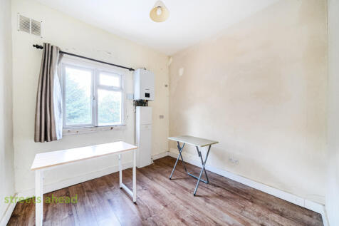 4857981f-3f2b-46e...