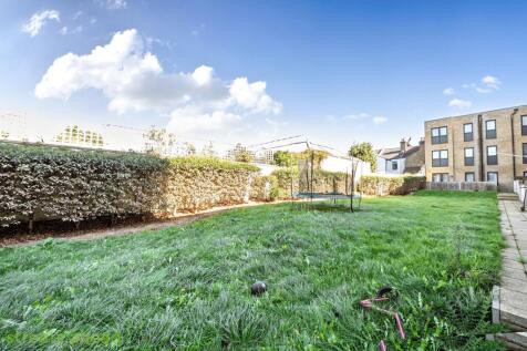 d2340600-f4ab-402...